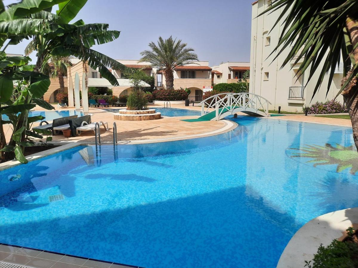 Sunrise Beach Suite B7 Gastria Esterno foto